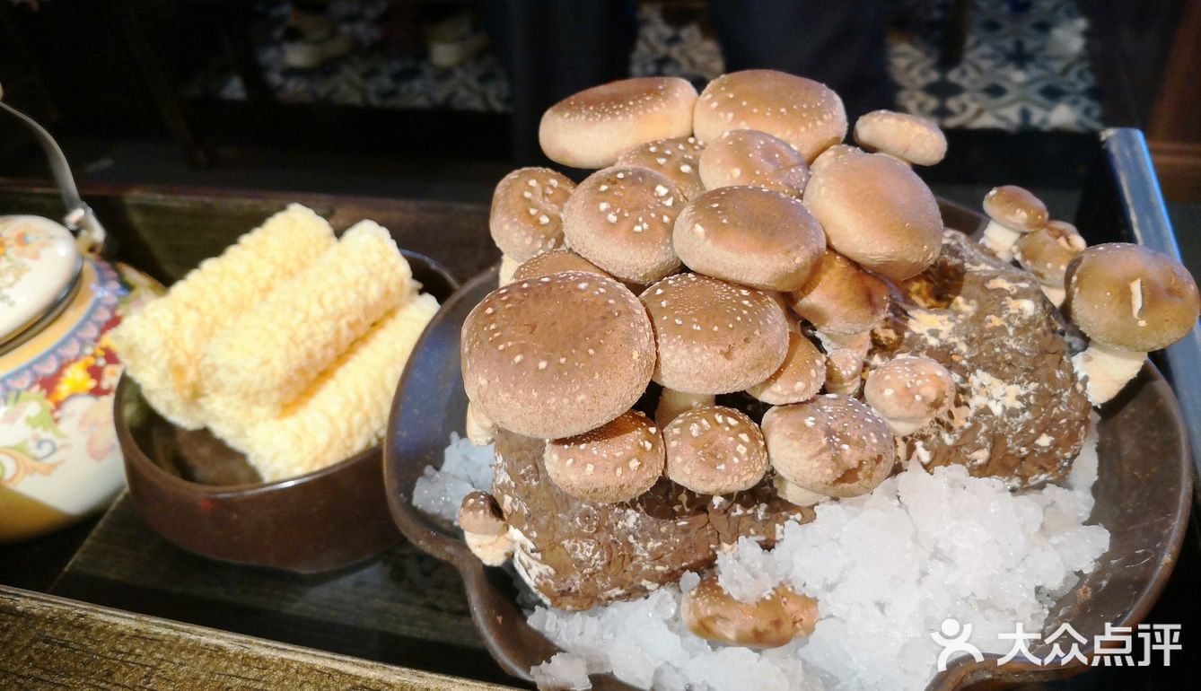 两个人将近10个菜410