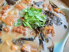 小鸡炖榛蘑-止观小馆·辽河口渔家菜(王府井店)