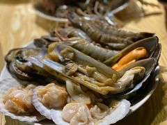 -九万士多港式海鲜粥底火锅(回龙观店)