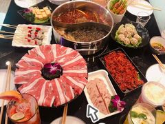 -唯爱KTV聚会餐厅(仙林东城汇店)