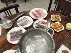-正能量脆肉鲩火锅