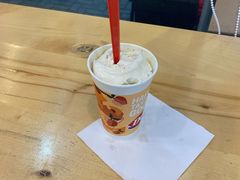 -DQ·蛋糕·冰淇淋(大宁国际商业广场店)