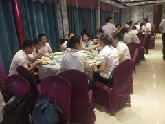 -一家人(凯旋路店)