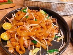 干炒牛河-来龙里 精致 东南亚餐室(万象城店)
