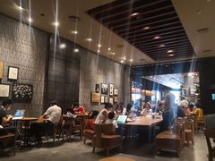 大堂-星巴克臻选(深圳罗湖万象城店)