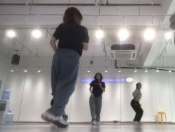 -唯舞空间