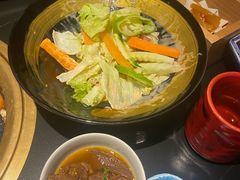-山川小町·极番烧肉(新地假日广场店)