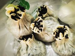 黑米松子卤肉烧卖-谭景其·谭氏麻油菜包(集庆路店)