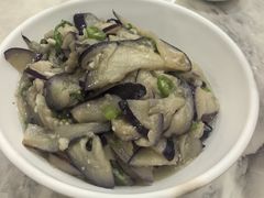 -红色湘菜馆(春风店)