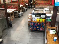 大堂-老东北大铁锅·烧烤·东北菜