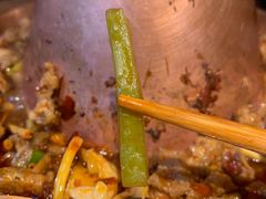 -炉小二铜锅牛蛙•川湘菜(三里屯店)