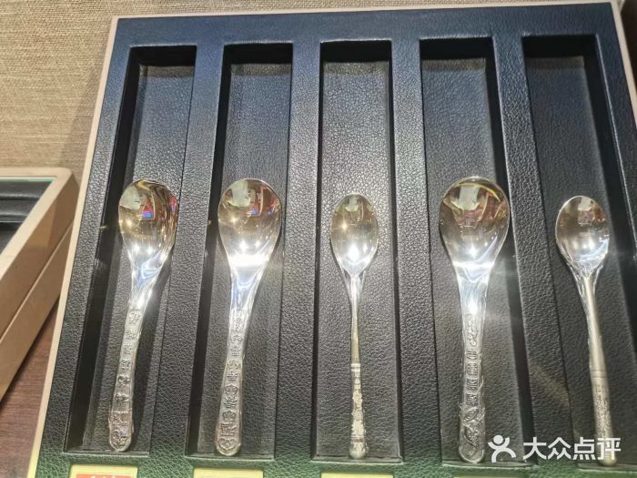 子佩集(厦门店)图片
