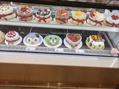 -花花卷卷·鲜食蛋糕(静安久光百货店)