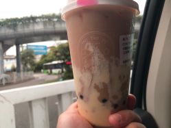 -桃桃屿·潮牌酷银(世纪荟店)