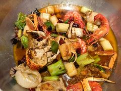 -七欣天香辣蟹火锅(闵行浦江欢乐颂店)