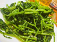 -一群羊手扒肉·火锅·早茶(远东公寓店)