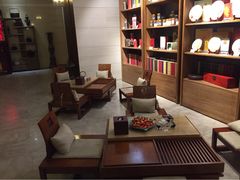 非凡足迹商务养生会所-汤泉良子·沐足·颂钵疗愈·SPA(珠江新城店)