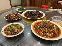 -江湖黑大兔(杨家坪店)