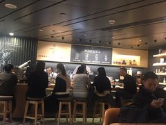 -星巴克臻选(国贸商城首店)