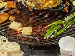 -小辣椒火盆烧烤(温泉南街店)
