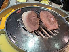-哈哈碳都·牛肋条无限自助烤肉(台江万达店)