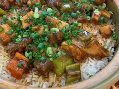 香草牛肉煲仔饭（小份）-椰子营·椰子鸡火锅(万象里店)