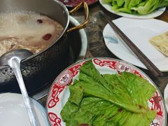 -乳仔牛牦牛汤锅 烤羊排(松潘古城店)