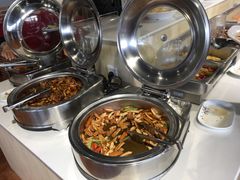-百荷园蔬食自助餐厅(德辉广场店)