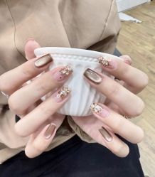 -ONE HEART 美甲美睫品牌店