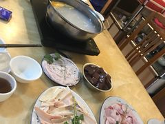 -华哥新鲜猪精品美食
