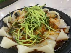 -三江源美食城