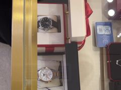 -六六奢品·vintage中古·回收二手奢侈品包包手表首饰(环球港店)