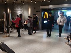 -麦当劳(中山公园龙之梦店)