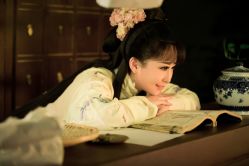 -九月鹰飞汉服摄影工作室
