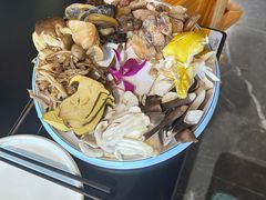 -野菌皇海景野生菌火锅(滨海大道店)