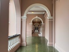 -香港大学