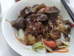 黄焖牛腩饭-咬不得高祖生煎·简餐(高银街店)