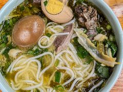 清汤全家福-全家福米线