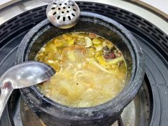 -南渝食府.墨脱石锅松茸鸡