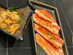 -山川小町·极番烧肉(新地假日广场店)