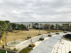 -上海滴水湖皇冠假日酒店