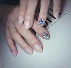 -情同手足美甲美睫