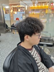 -川和潮人
