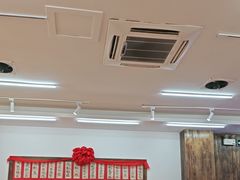 -佬缸炮江湖川菜(玉林店)