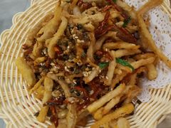 -江城燕子大排档(江汉路步行街店)