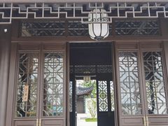 -上海滴水湖皇冠假日酒店