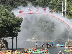 -仙人谷漂流景区