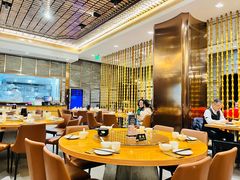 -乐忻皇朝(上海中心大厦店)