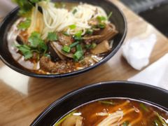 -耙豌豆重庆小面