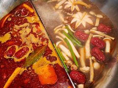 台式麻辣锅-湊湊火锅·茶憩(杭州湖滨银泰in77店)